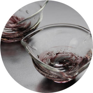 吹きガラスの器