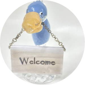 ガラスのハシビロコウのWelcome board