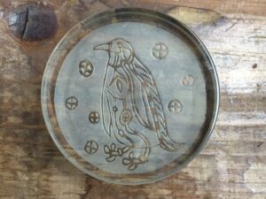 ガラス製ペンギンのペーパーウェイト